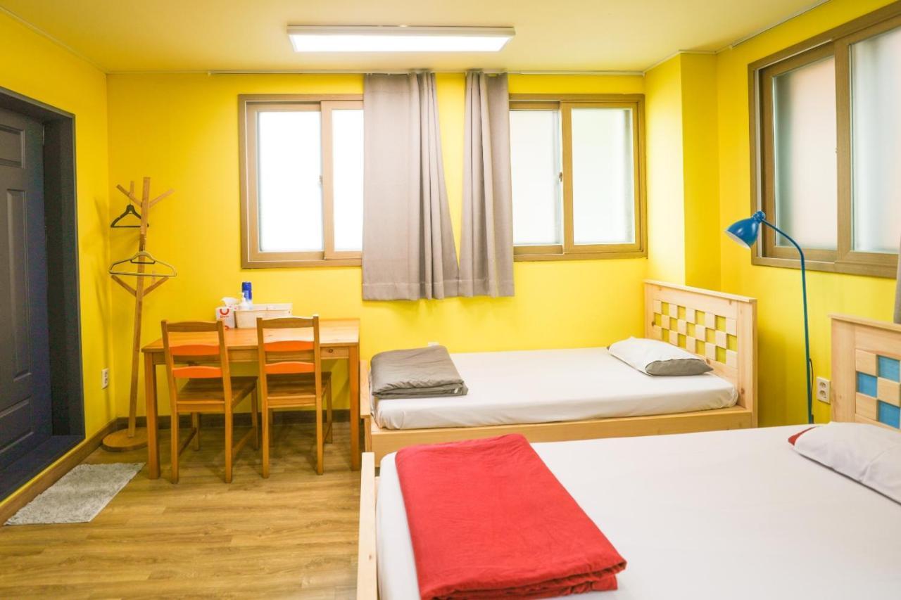 Daegu Midtown Hostel מראה חיצוני תמונה