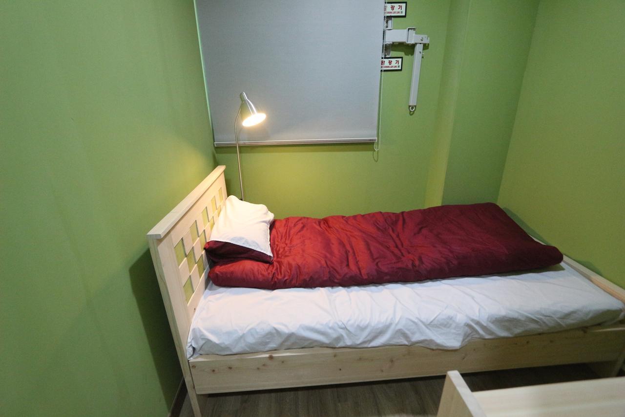 Daegu Midtown Hostel מראה חיצוני תמונה